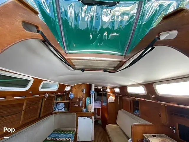 1972 Islander 36