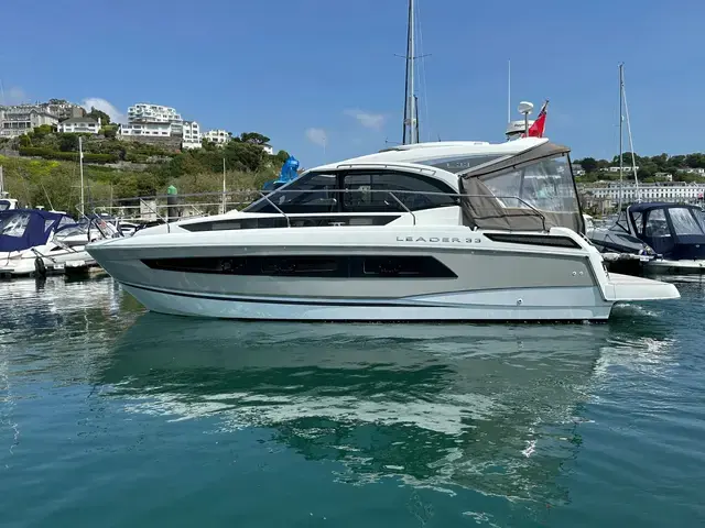 Jeanneau Leader 33