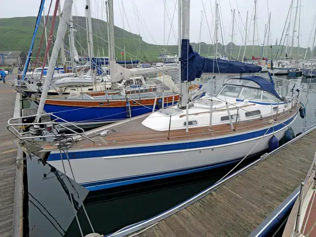 Hallberg-Rassy 34