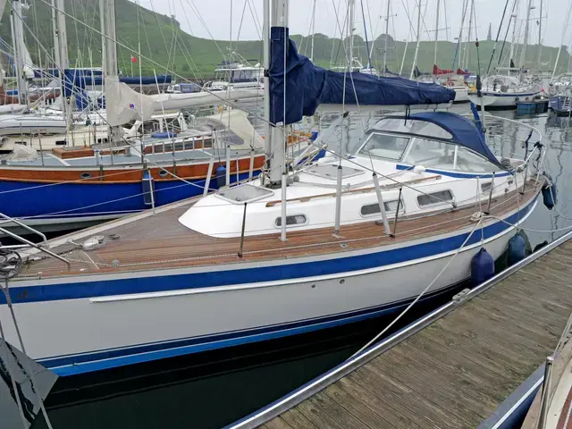 Hallberg-Rassy 34