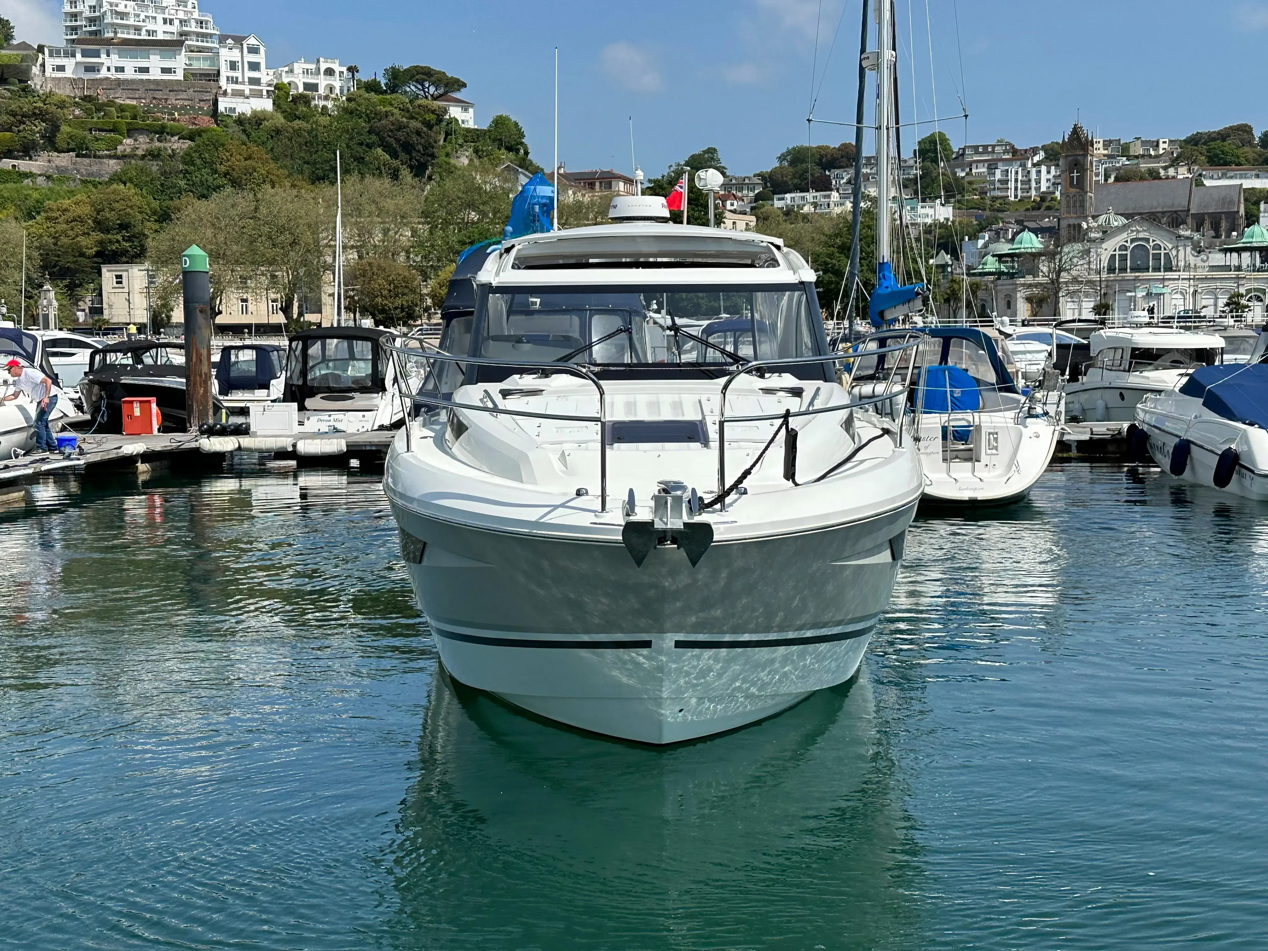 2018 Jeanneau leader 33