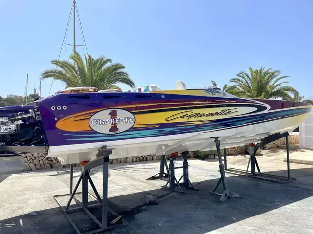 Cigarette Boats Gladiator 36