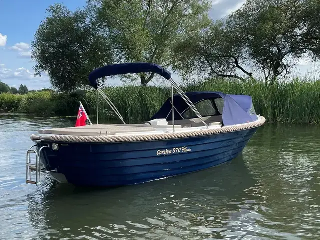 Corsiva boats 570