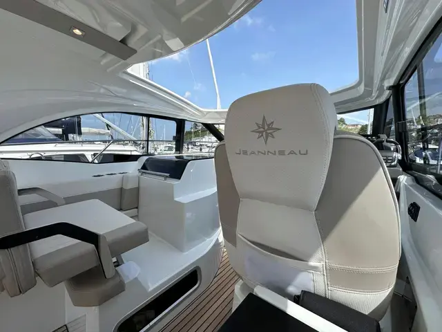 Jeanneau Leader 33