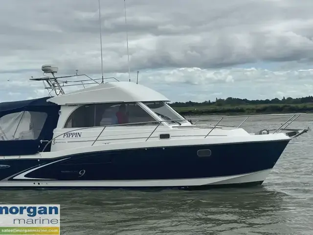 Beneteau Antares 9