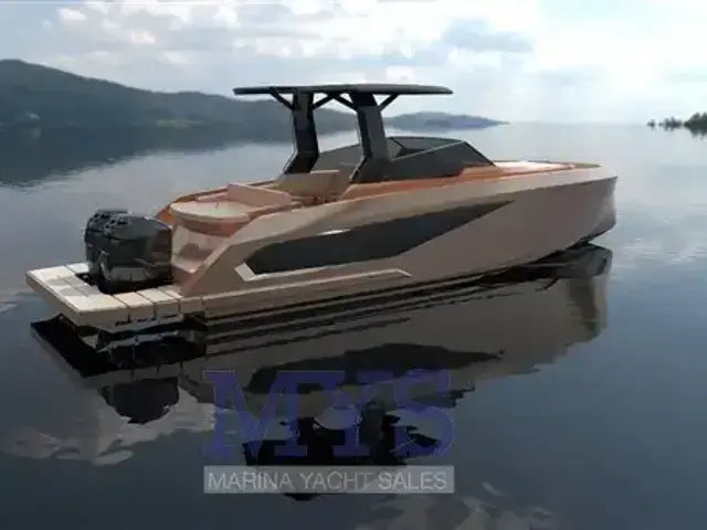 Macan boats 32 LOUNGE FB T-Top