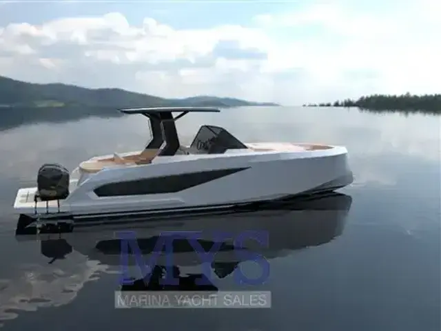 Macan boats 32 LOUNGE FB T-Top