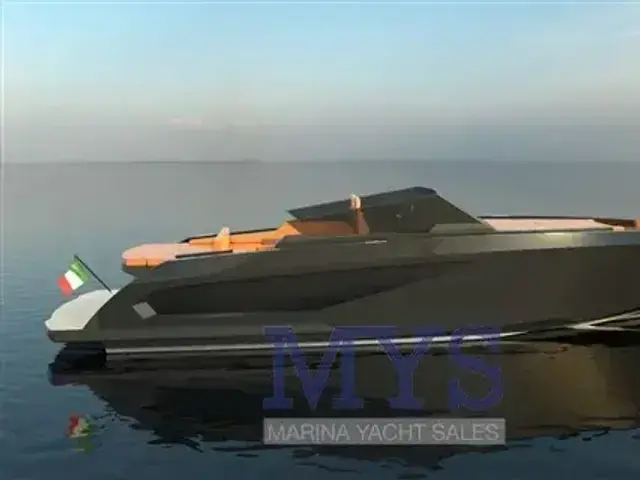 Macan boats 32 LOUNGE FB T-Top