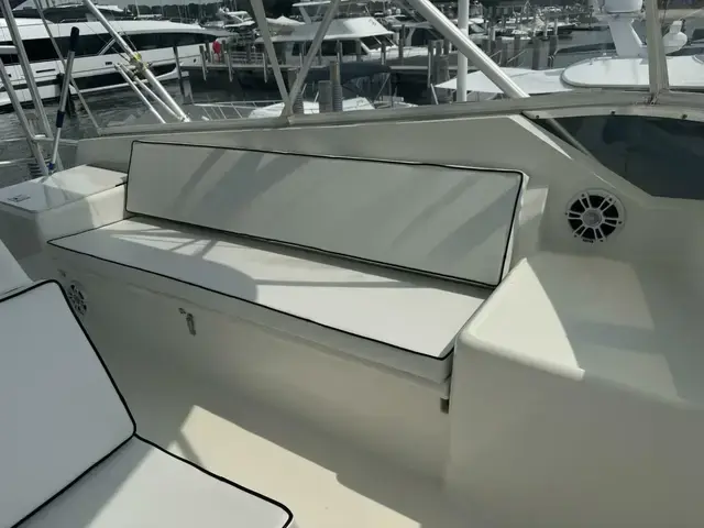 Hatteras 54 Convertible