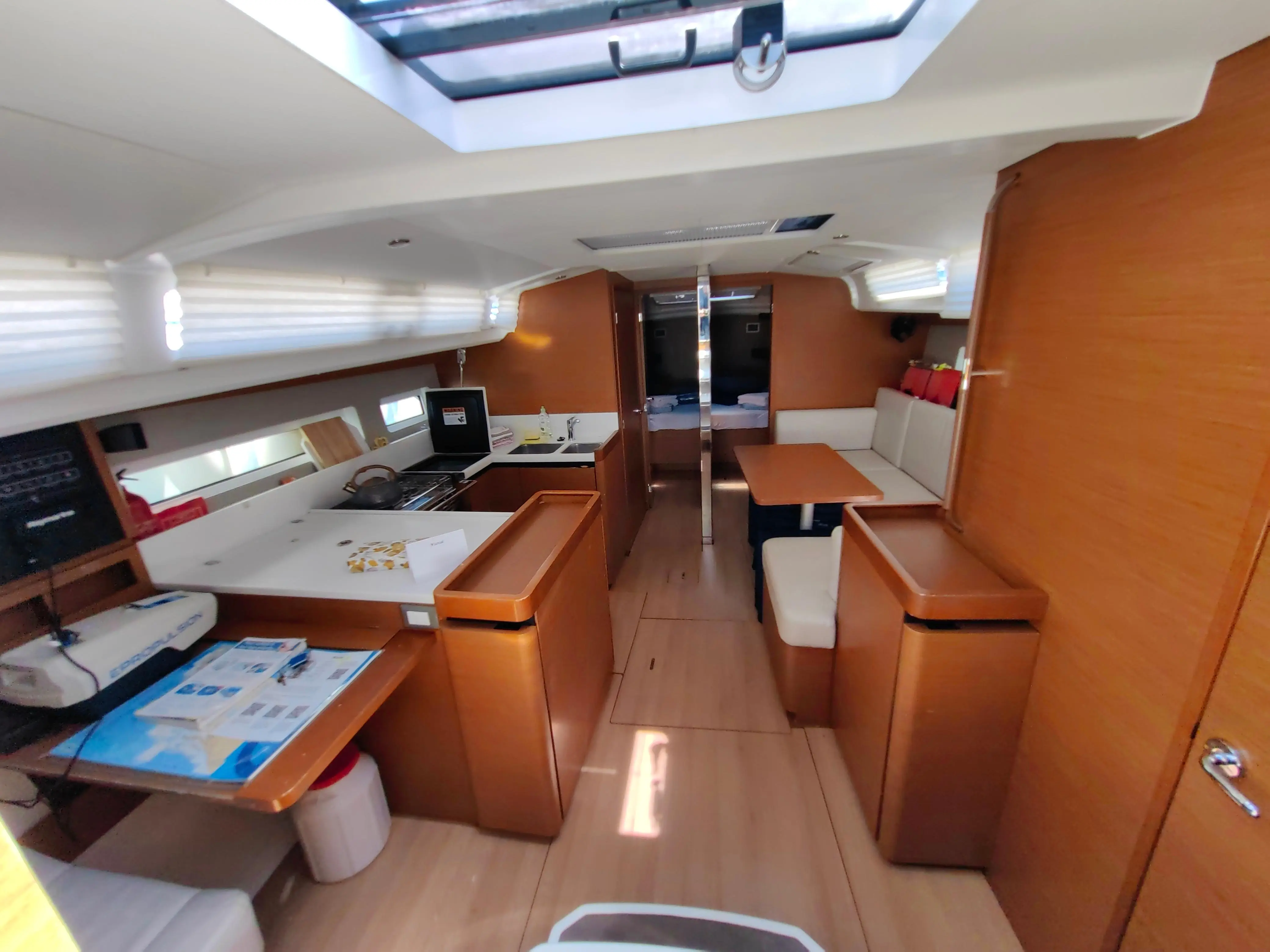 2019 Jeanneau sun odyssey 440