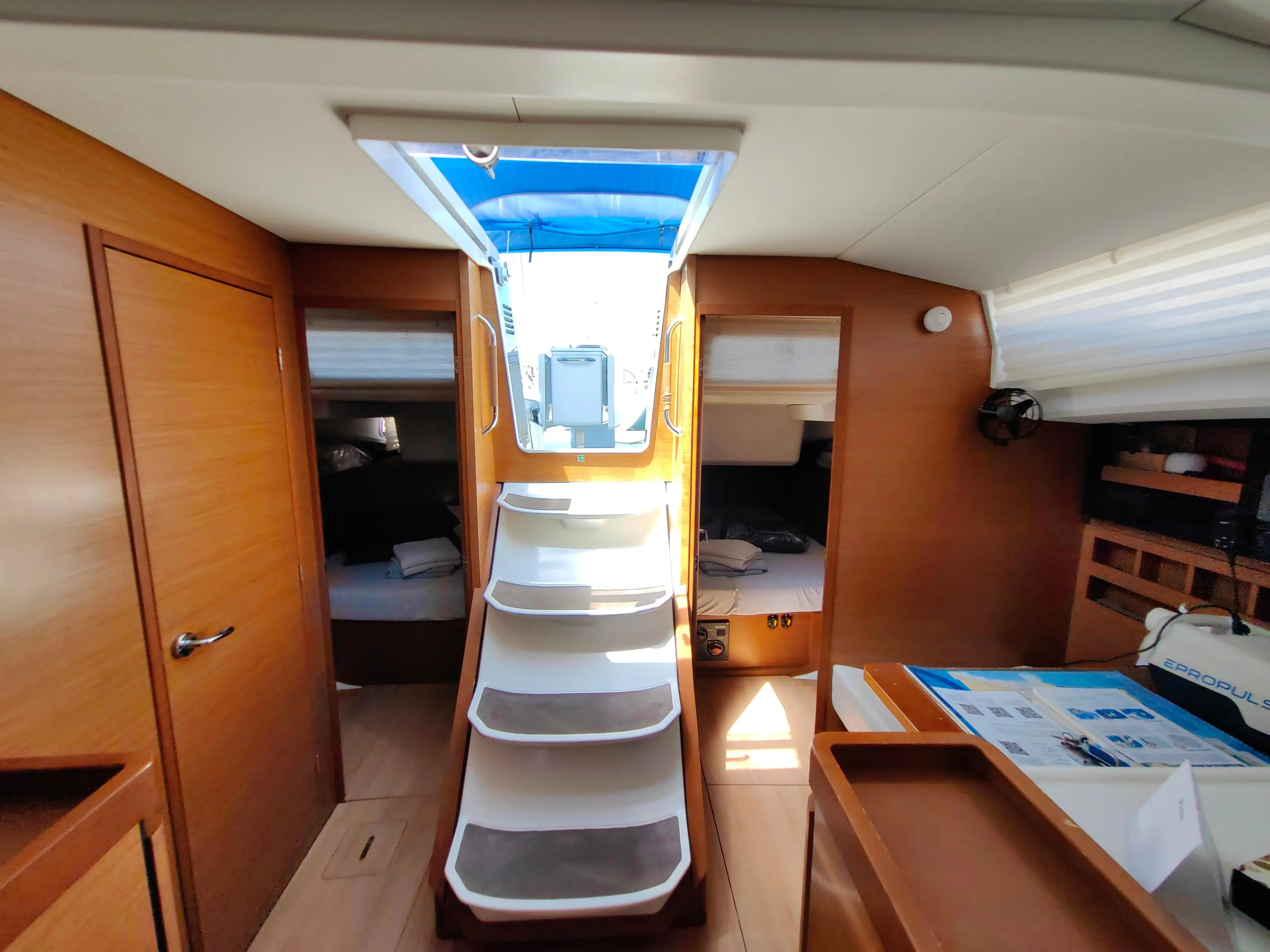 2019 Jeanneau sun odyssey 440