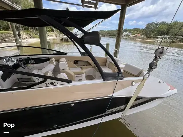 Scarab 255 Platinum Se