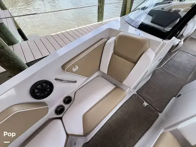 Scarab 255 Platinum Se