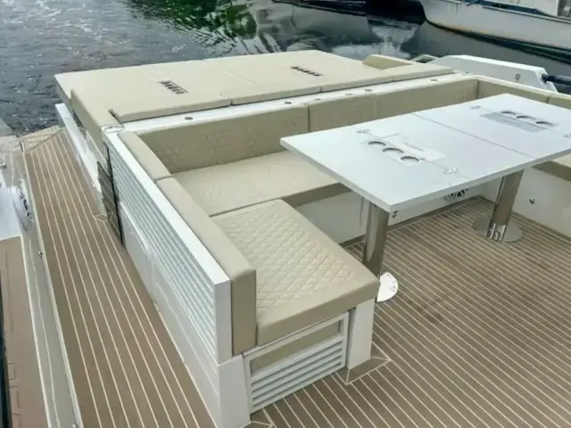 De Antonio Yachts D50 Open