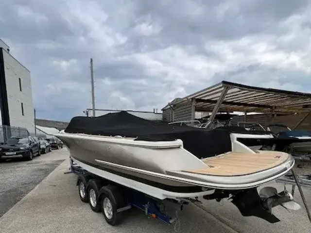 Chris-Craft Launch 25 BR