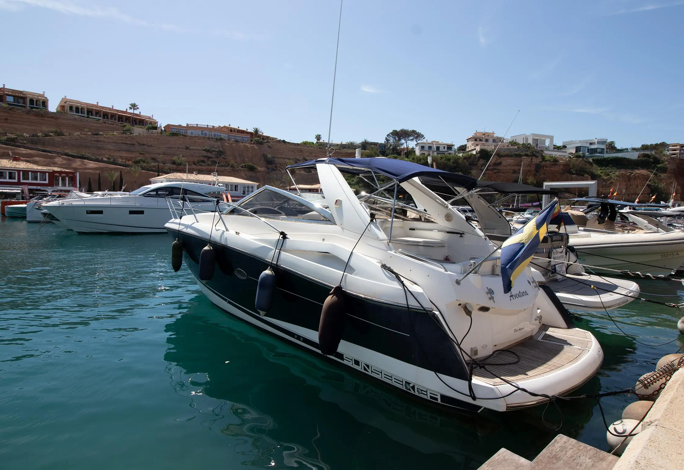 2005 Sunseeker portofino 35