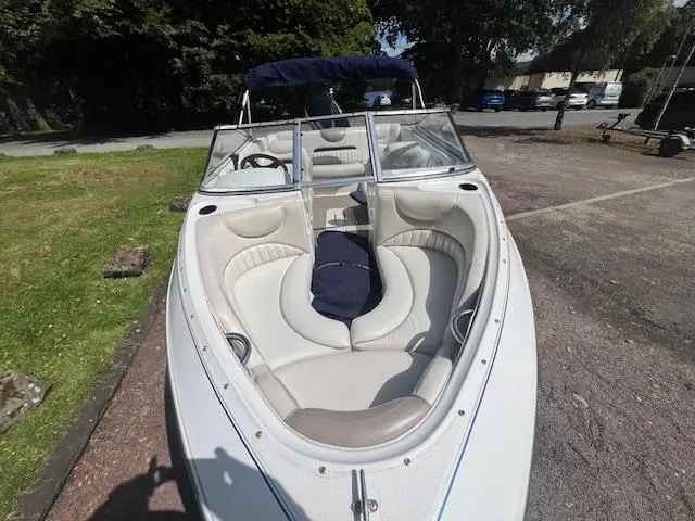 2004 Doral 170 bowrider