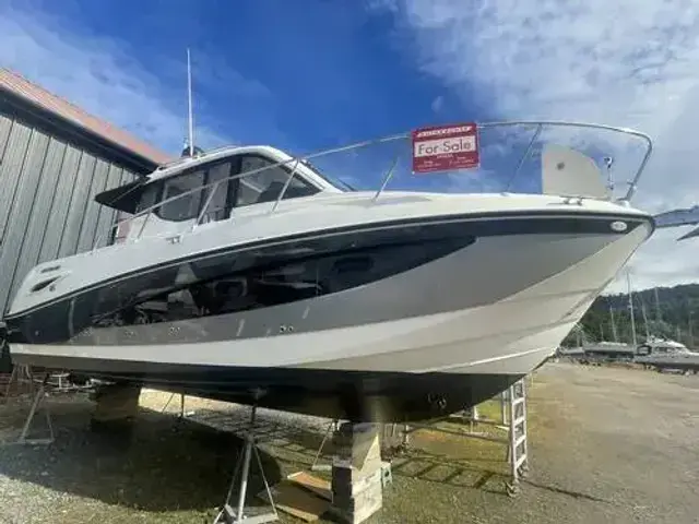 Quicksilver 855 Weekend for sale in United Kingdom for £108,995 ($140,242)