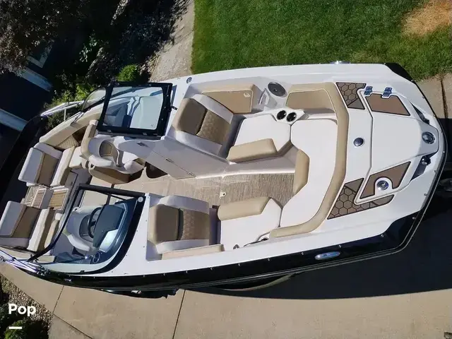 Scarab 255 Platinum Se