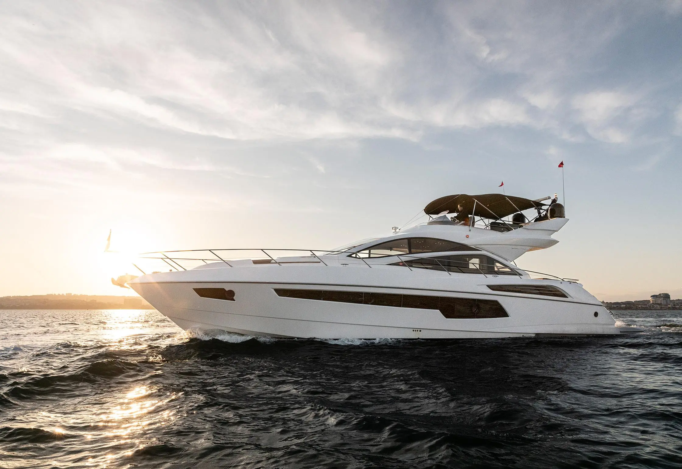 2016 Sunseeker 68 sport yacht