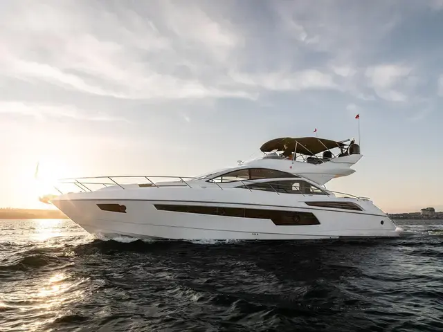 Sunseeker 68 Sport Yacht