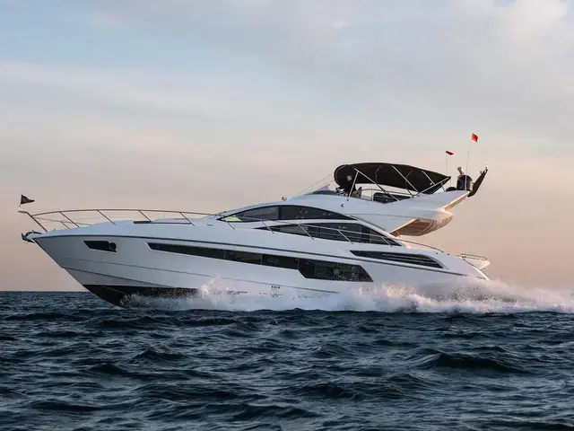 Sunseeker 68 Sport Yacht