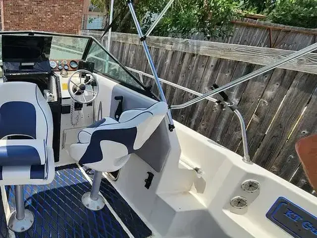 Seaswirl 2150 Striper