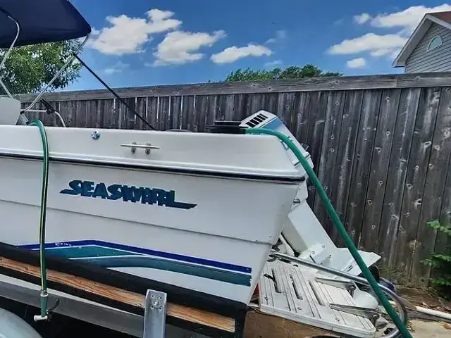 Seaswirl 2150 Striper