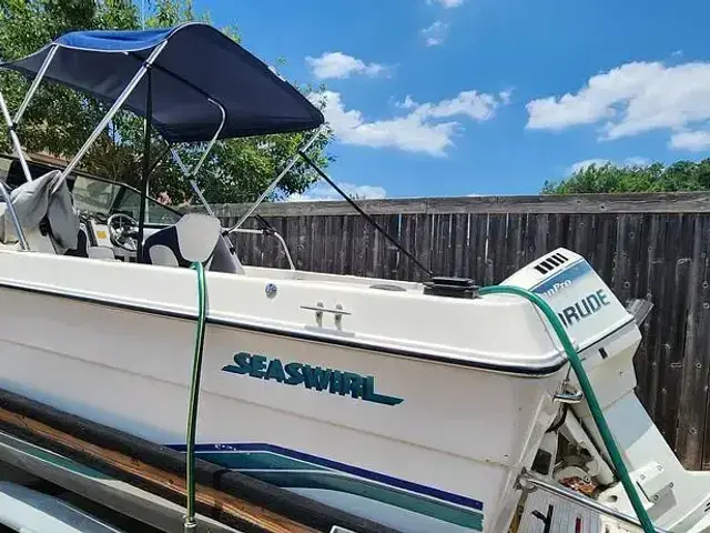 Seaswirl 2150 Striper