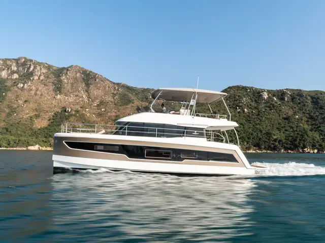 Fountaine Pajot MY5