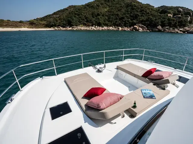 Fountaine Pajot MY5