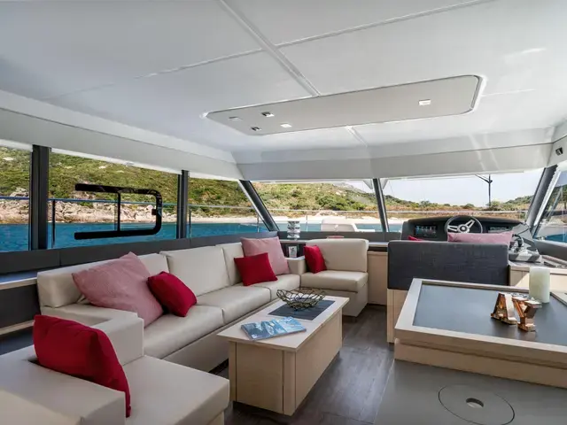 Fountaine Pajot MY5