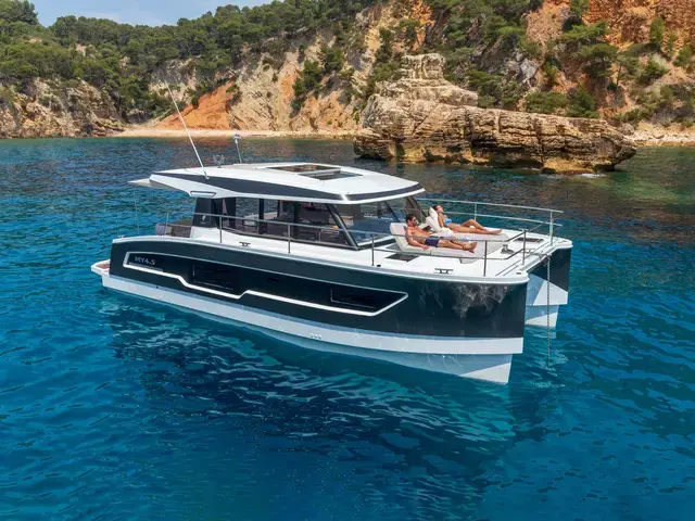 Fountaine Pajot MY4.S