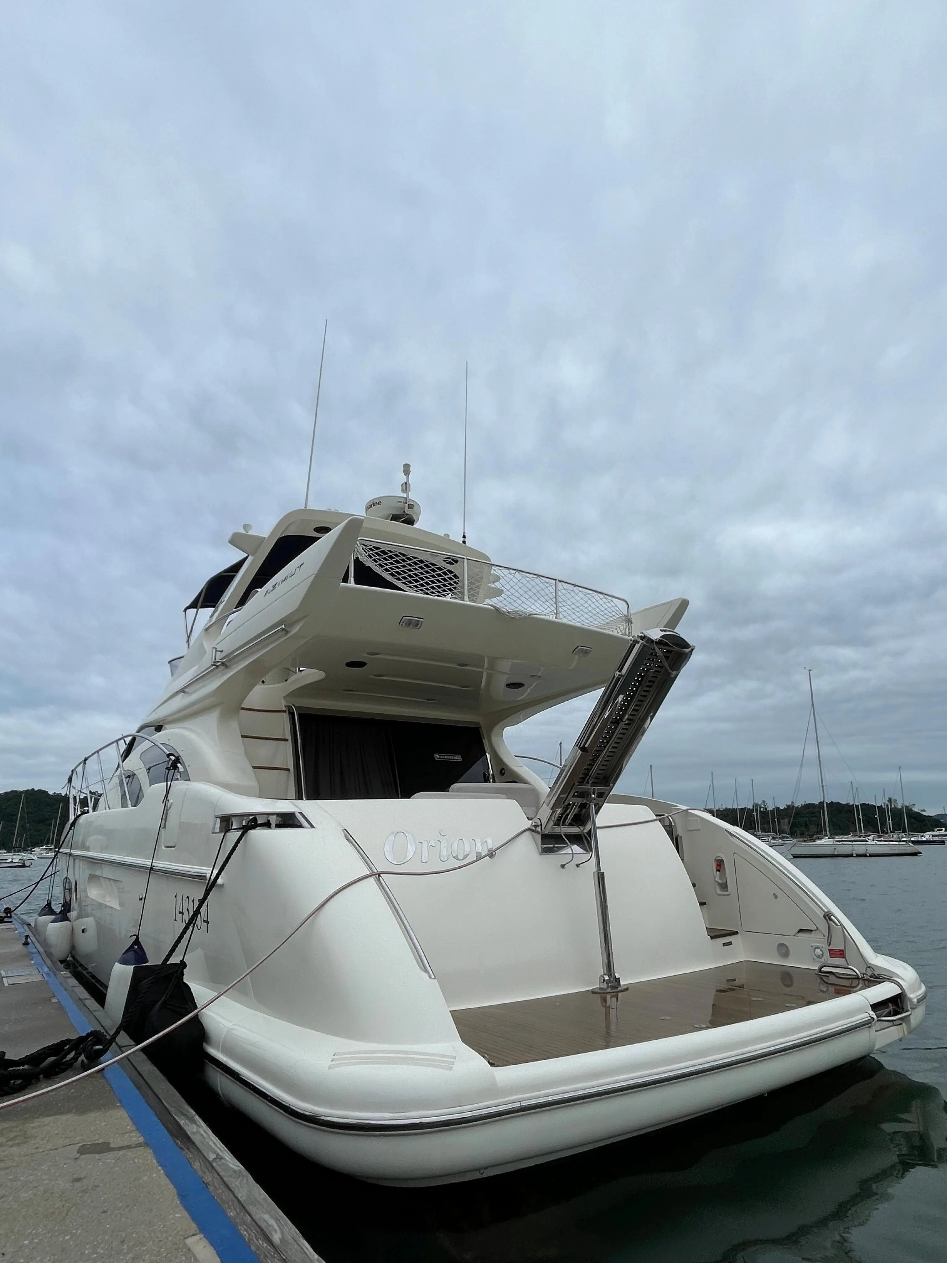 2008 Azimut 55