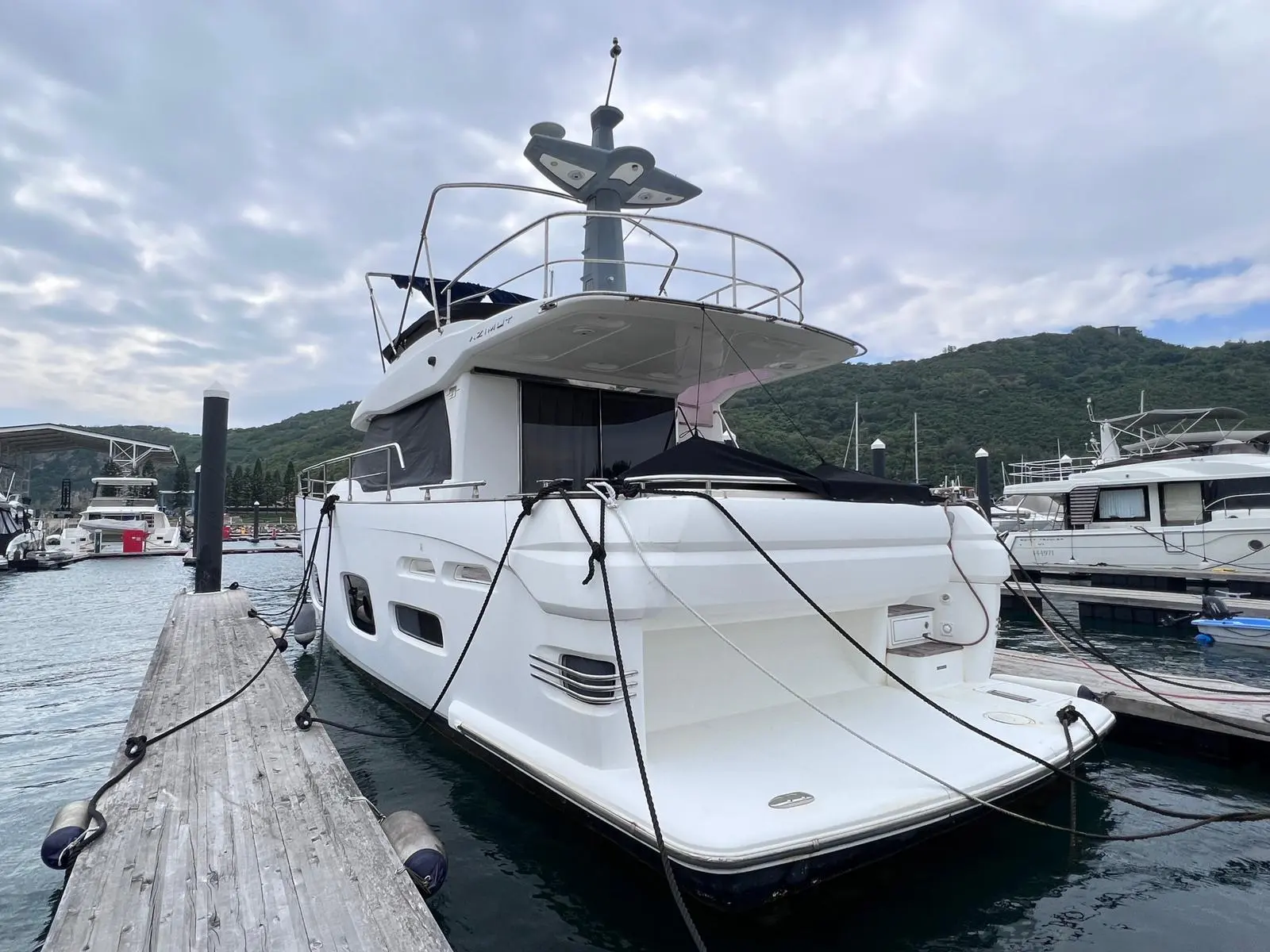 2013 Azimut magellano 50