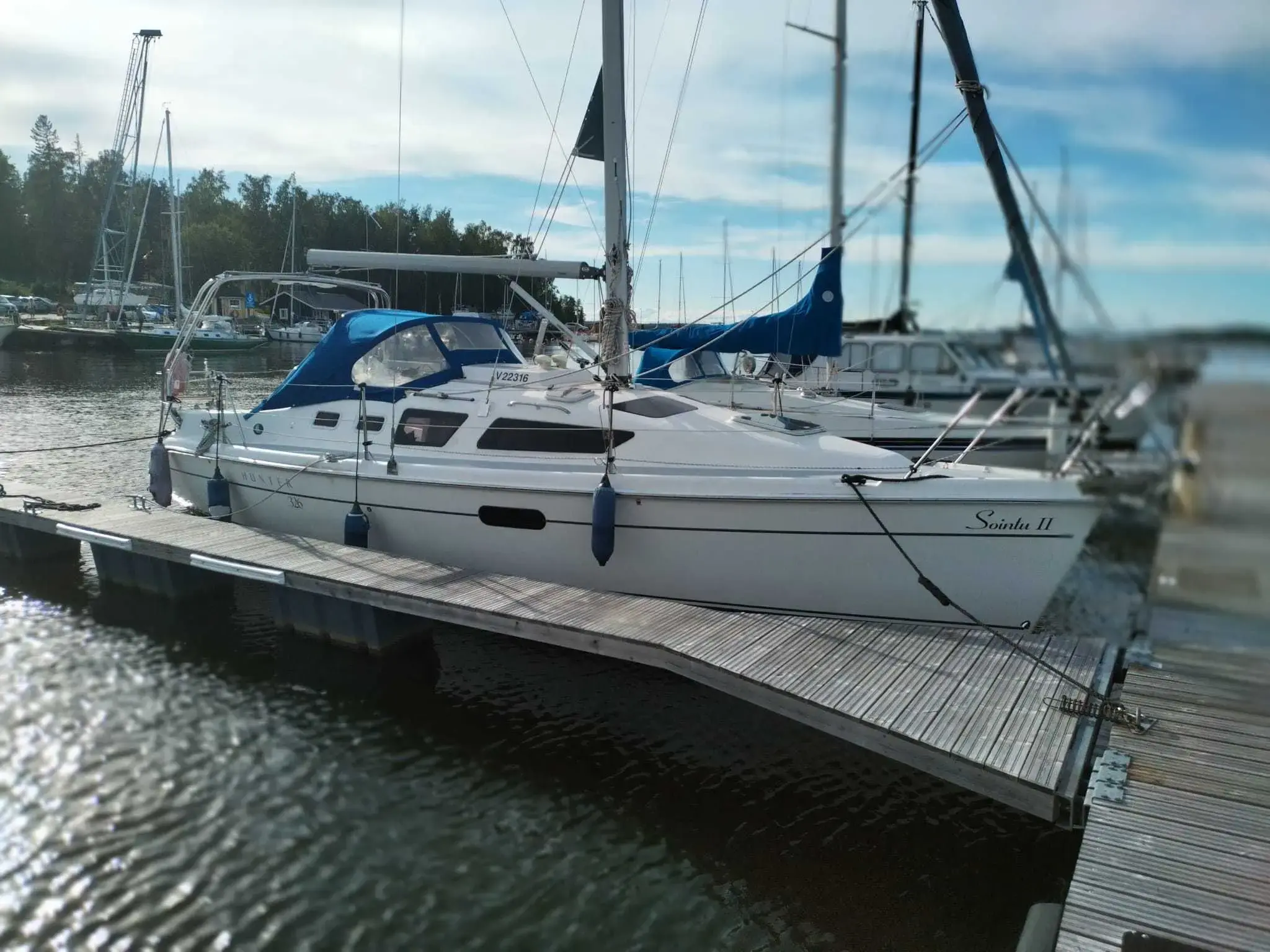 2002 Hunter 326