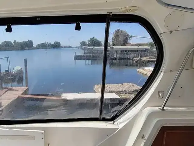 Silverton 35 Motor Yacht