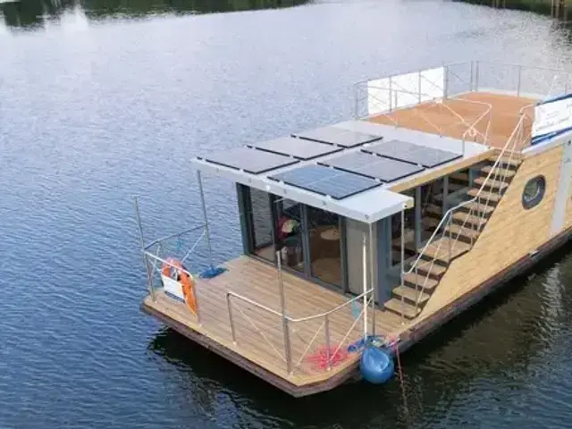 Campi PER DIRECT 460 Complete Houseboat