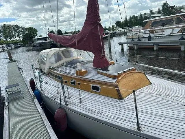 1971 Royal 33