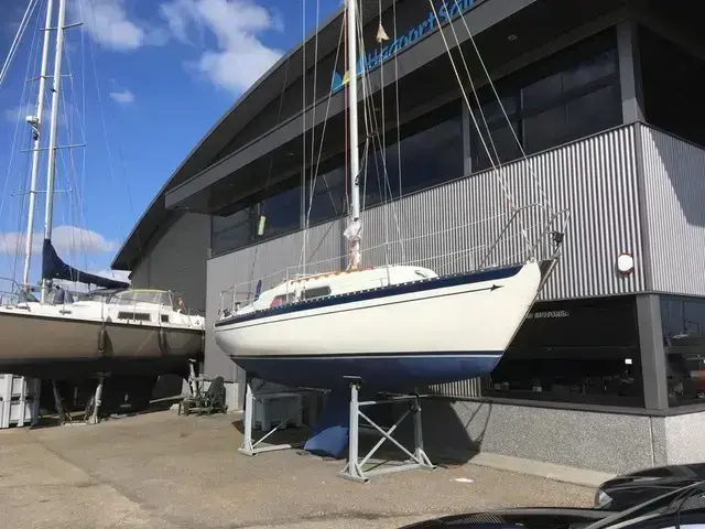 Spirit Yachts 28