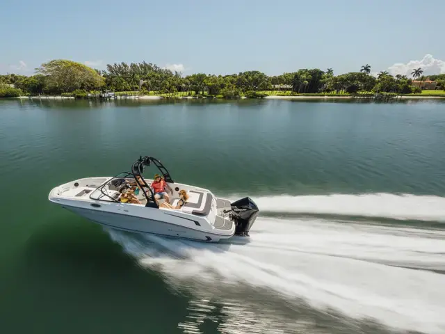 Bayliner VR6 Bowrider