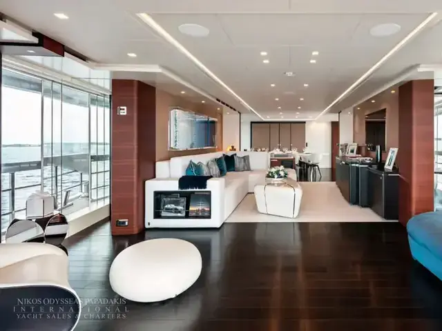 Heesen 50m