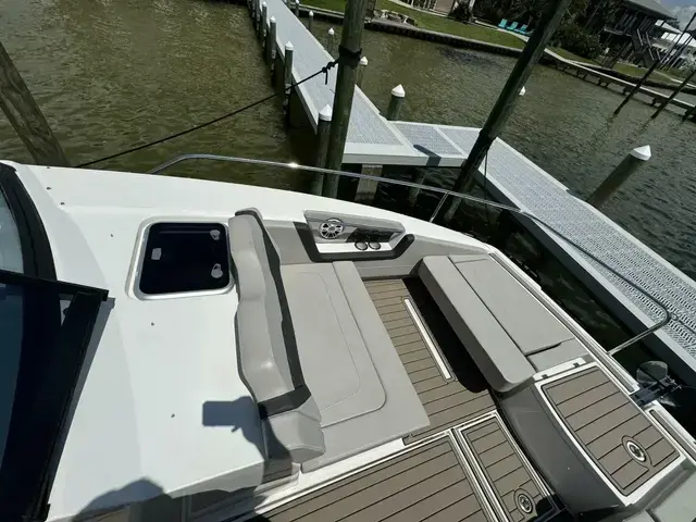 Aquila 36 Sport