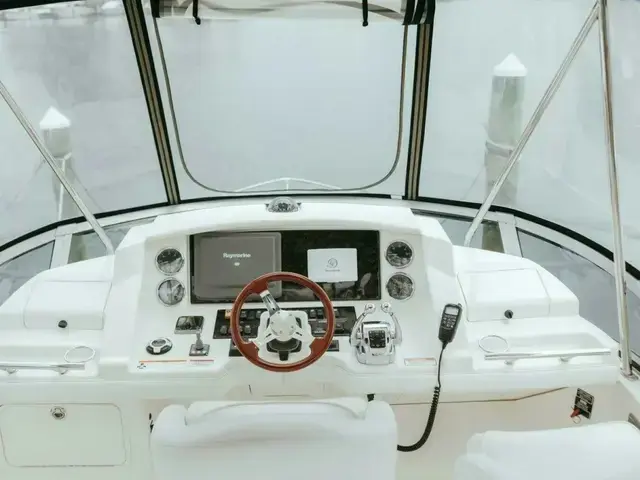 Sea Ray 390 Sedan Bridge