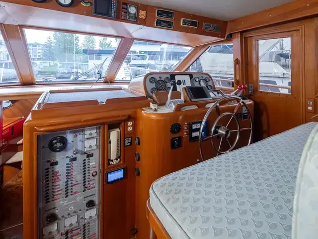 Ocean Alexander 50'