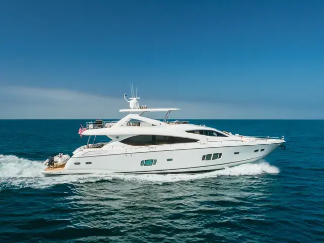 Sunseeker 88 Yacht