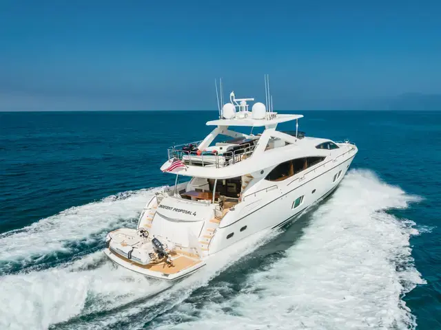 Sunseeker 88 Yacht