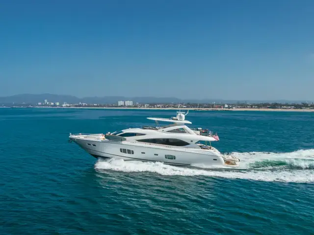 Sunseeker 88 Yacht