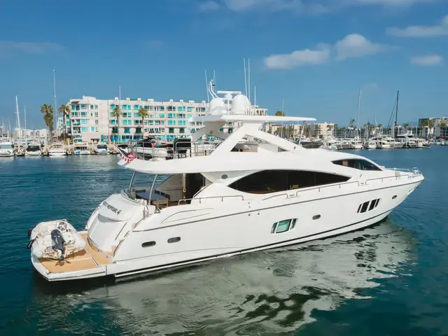 Sunseeker 88 Yacht