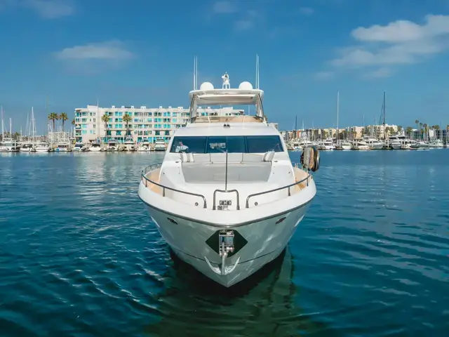 Sunseeker 88 Yacht